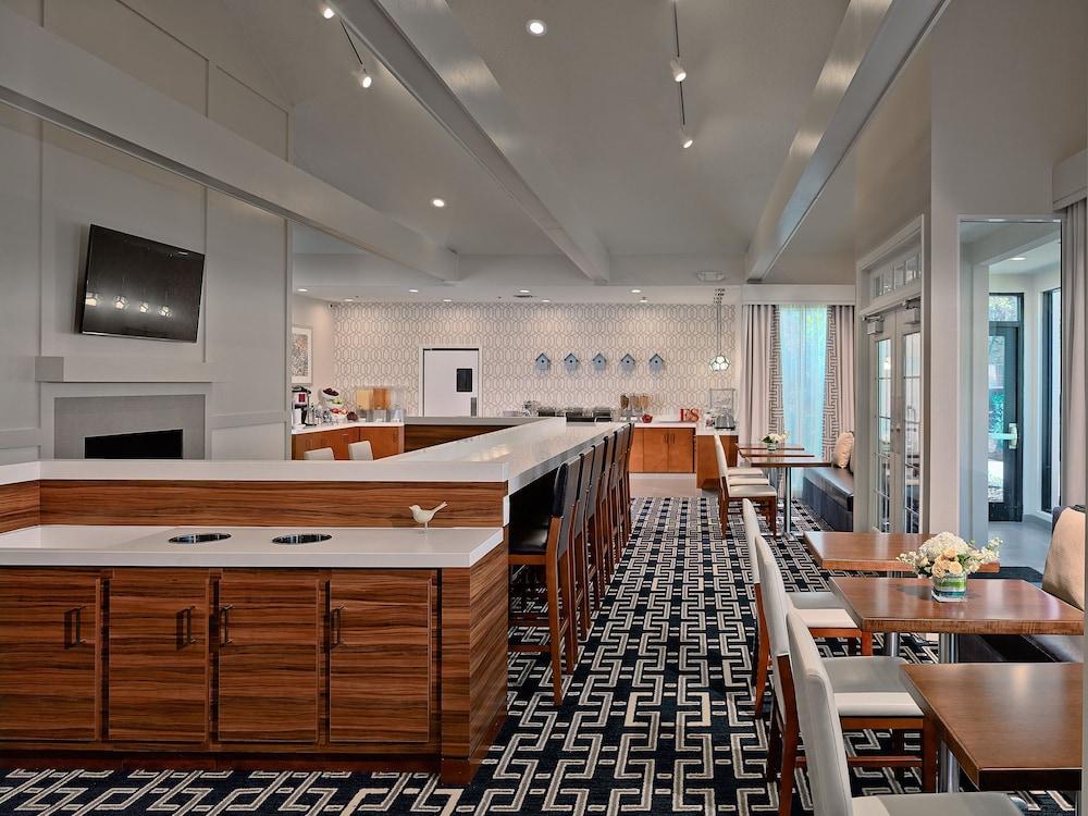 Sonesta Simply Suites Cleveland Airport Middleburg Heights Eksteriør billede