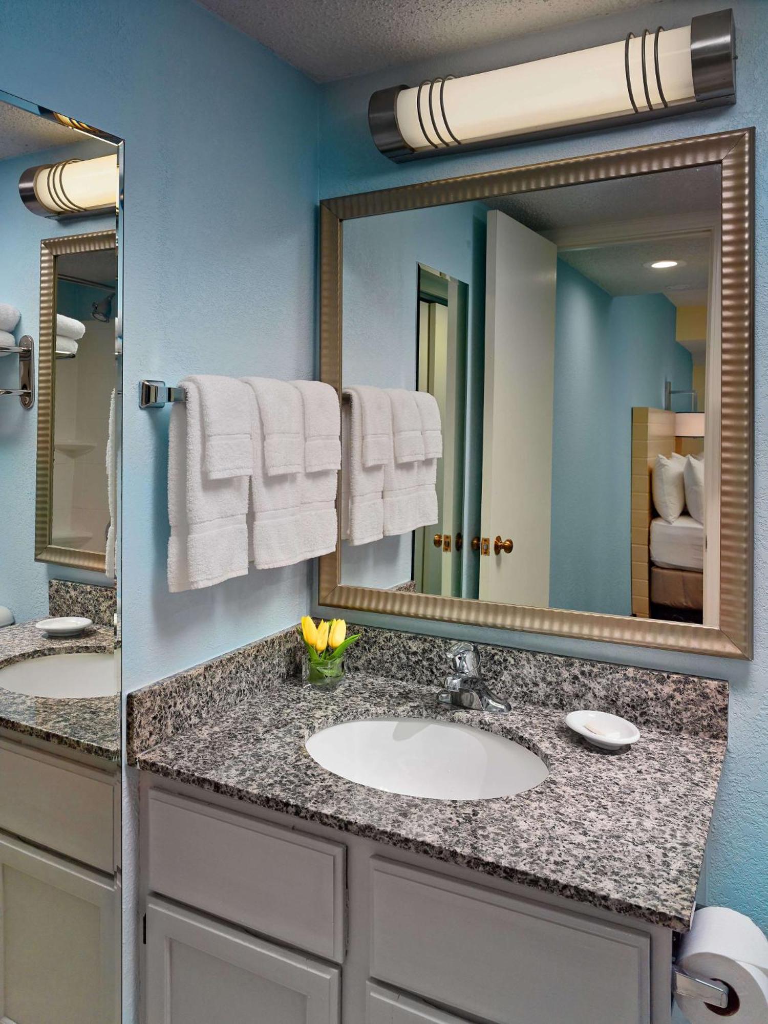 Sonesta Simply Suites Cleveland Airport Middleburg Heights Eksteriør billede
