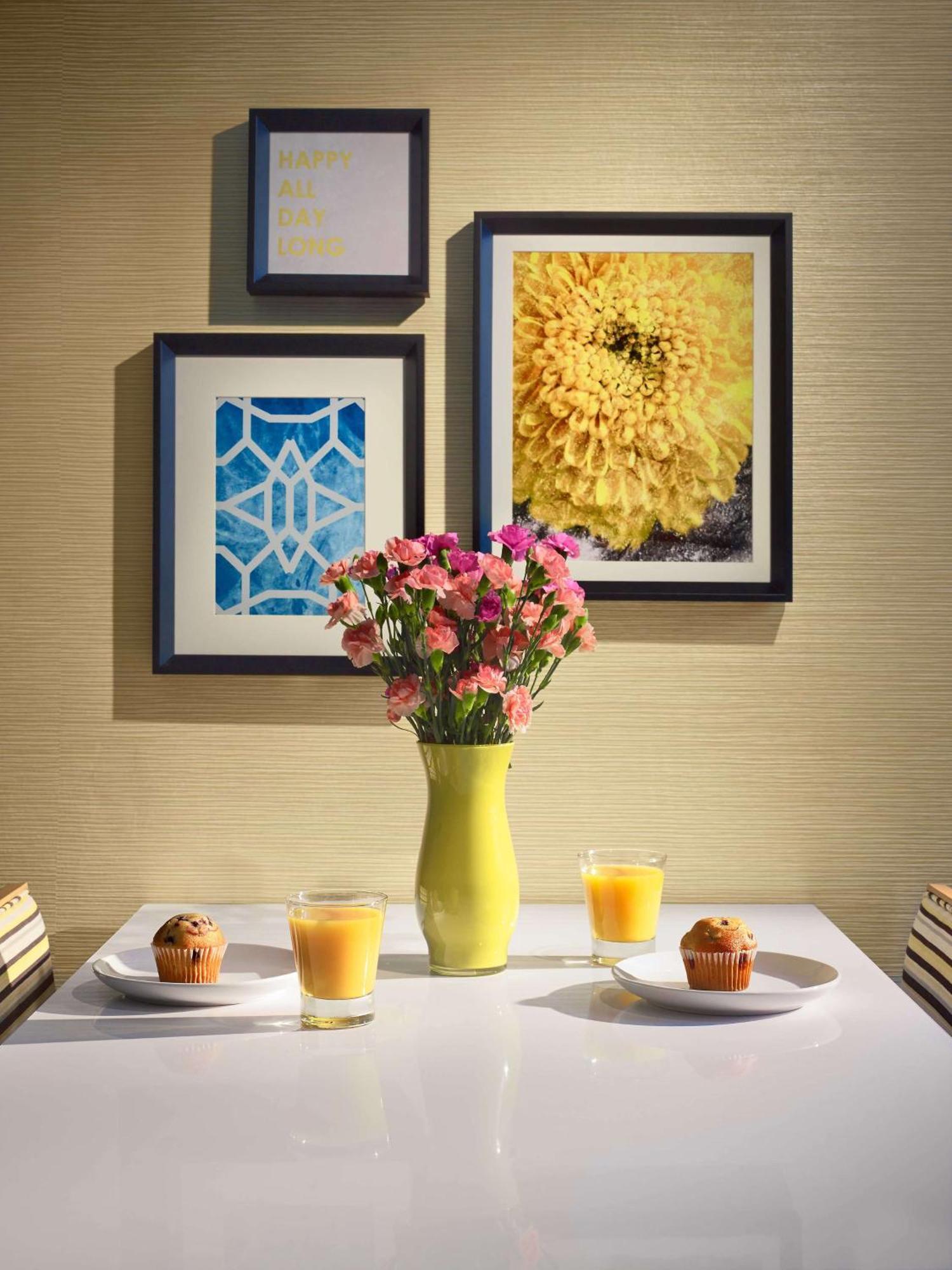 Sonesta Simply Suites Cleveland Airport Middleburg Heights Eksteriør billede