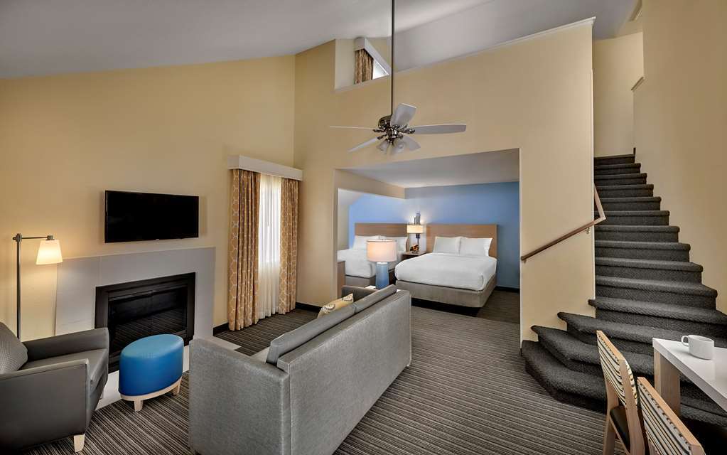 Sonesta Simply Suites Cleveland Airport Middleburg Heights Værelse billede